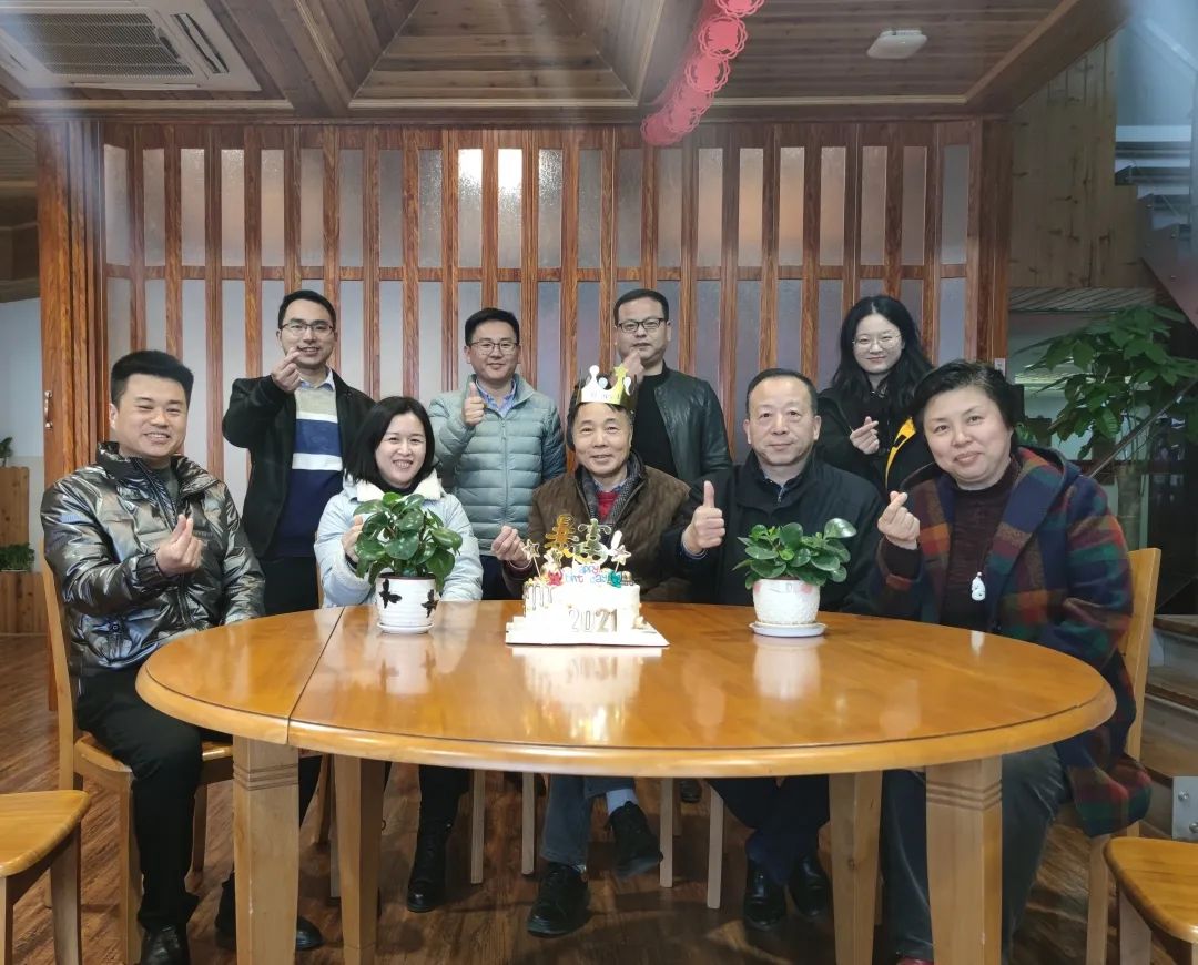 三月份生日会|温情送员工，，暖意留心间